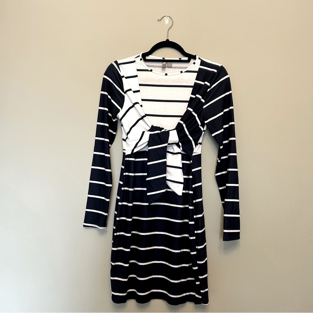 ASOS nursing/ maternity dress. UEC